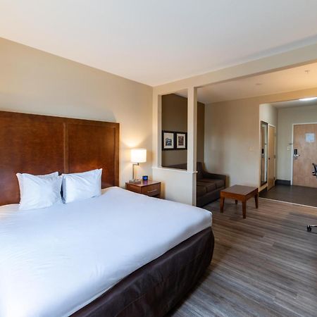 Sonesta Essential - Baton Rouge Airport Hotel Bagian luar foto