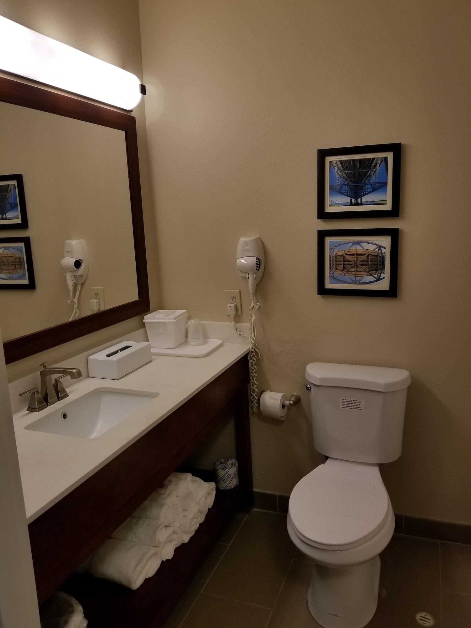 Sonesta Essential - Baton Rouge Airport Hotel Bagian luar foto