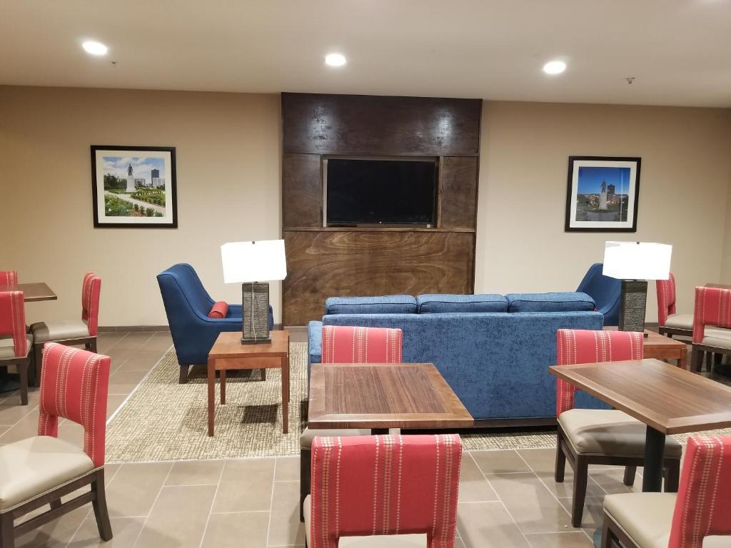 Sonesta Essential - Baton Rouge Airport Hotel Bagian luar foto
