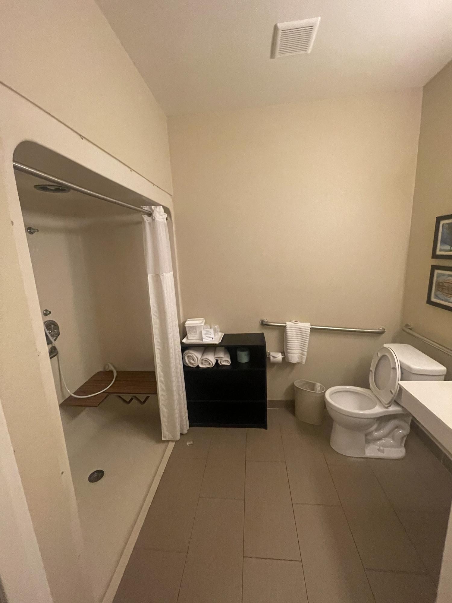 Sonesta Essential - Baton Rouge Airport Hotel Bagian luar foto