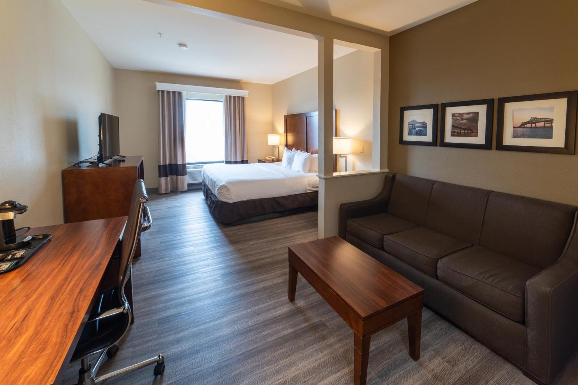 Sonesta Essential - Baton Rouge Airport Hotel Bagian luar foto
